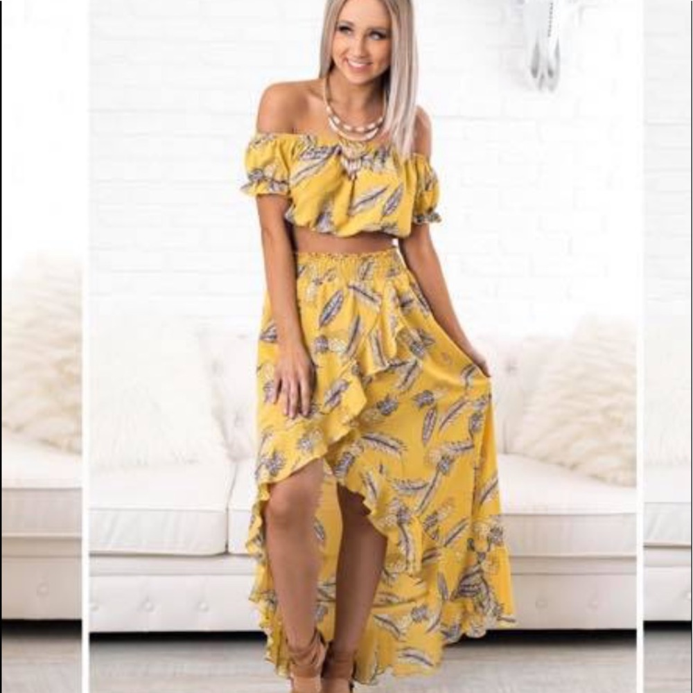 Pineapple Two-Piece Set